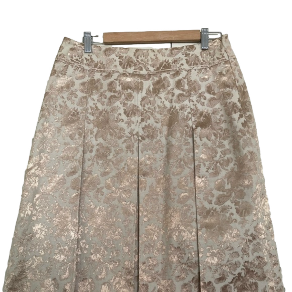 𝅺josephine Chaus golden pleated skirt . SZ 8